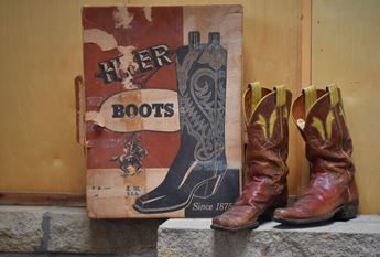 hyer boots box and cowboy boots