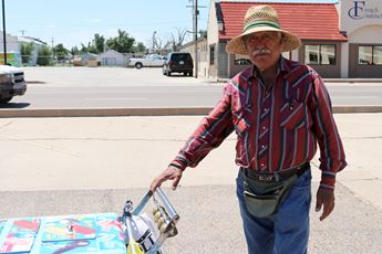 Paletero Franscisco Solis with cart